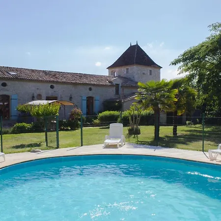 Semesterbostad Maison Spacieuse A Avec Piscine Privee *